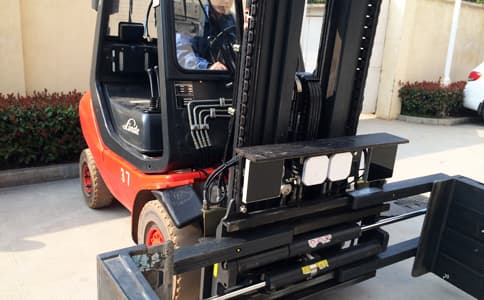 RFID超高頻技術應用于智能倉儲叉車改裝系統方案 - 相關產品圖